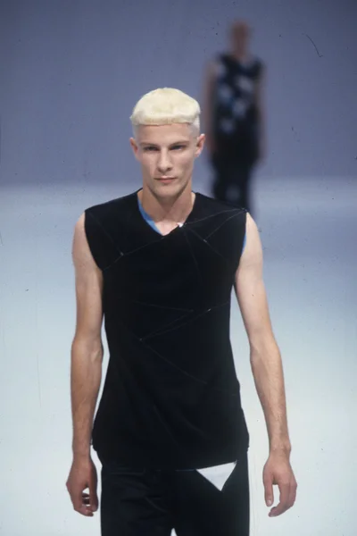 Look 43